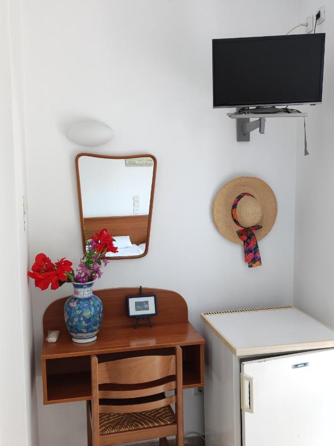 Hotel Ritsa Kamena Vourla Ngoại thất bức ảnh
