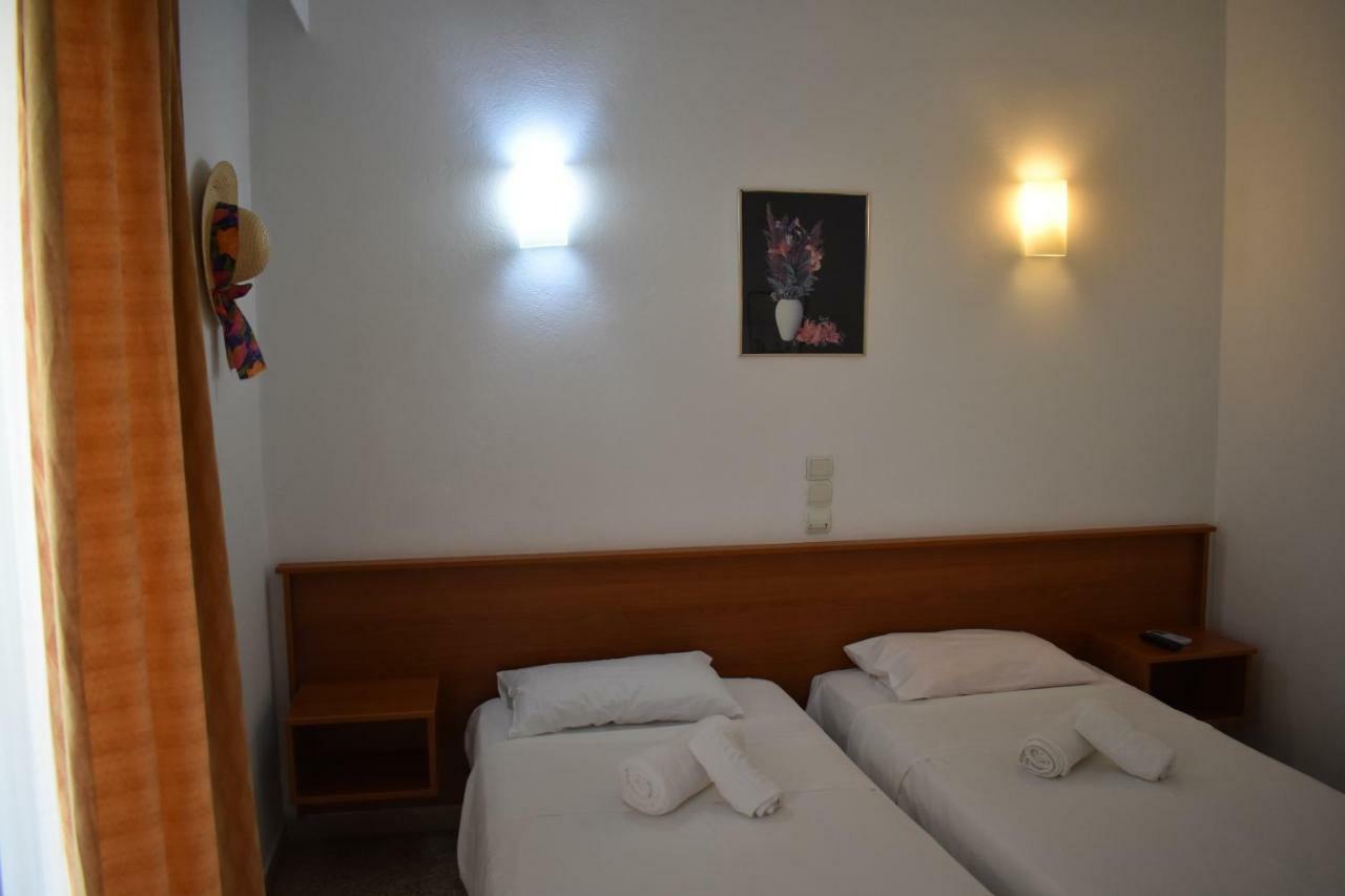 Hotel Ritsa Kamena Vourla Ngoại thất bức ảnh