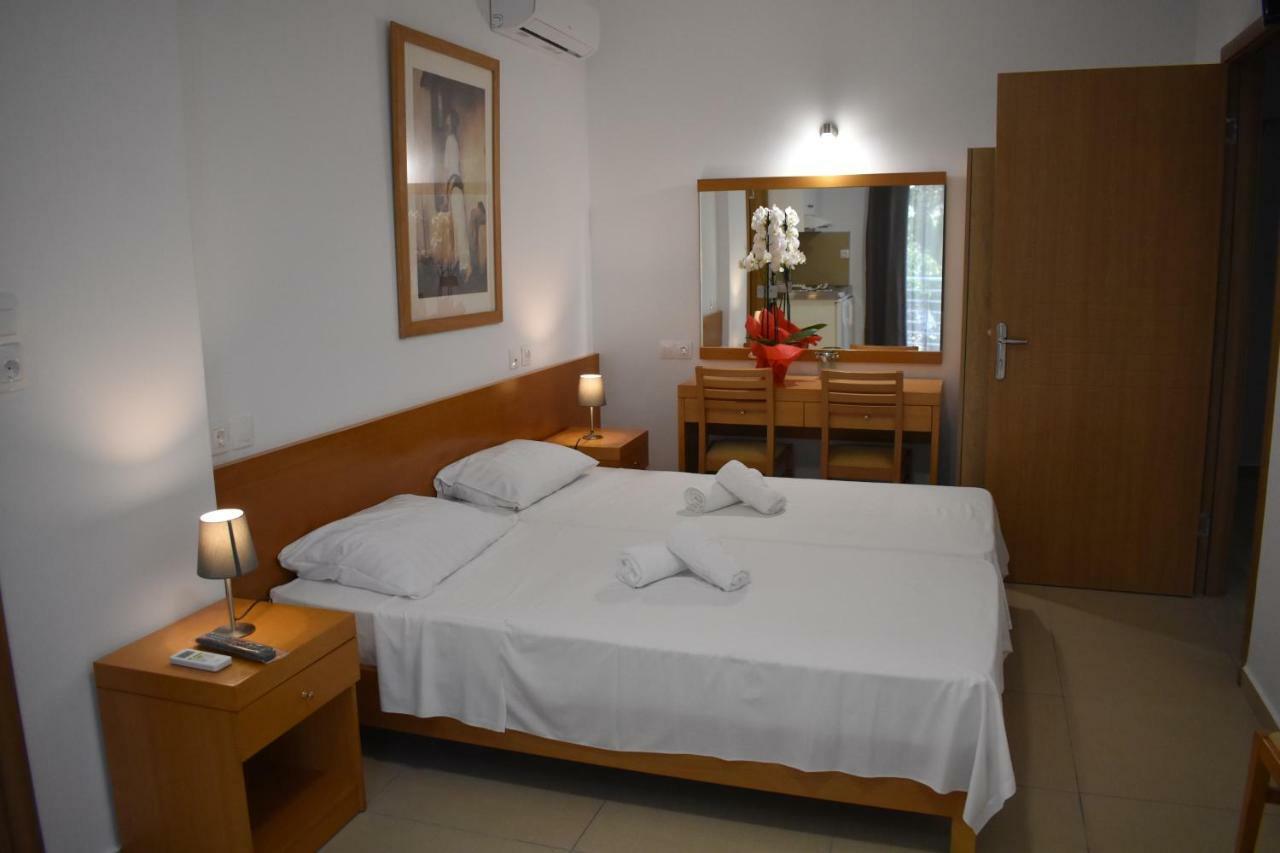 Hotel Ritsa Kamena Vourla Ngoại thất bức ảnh